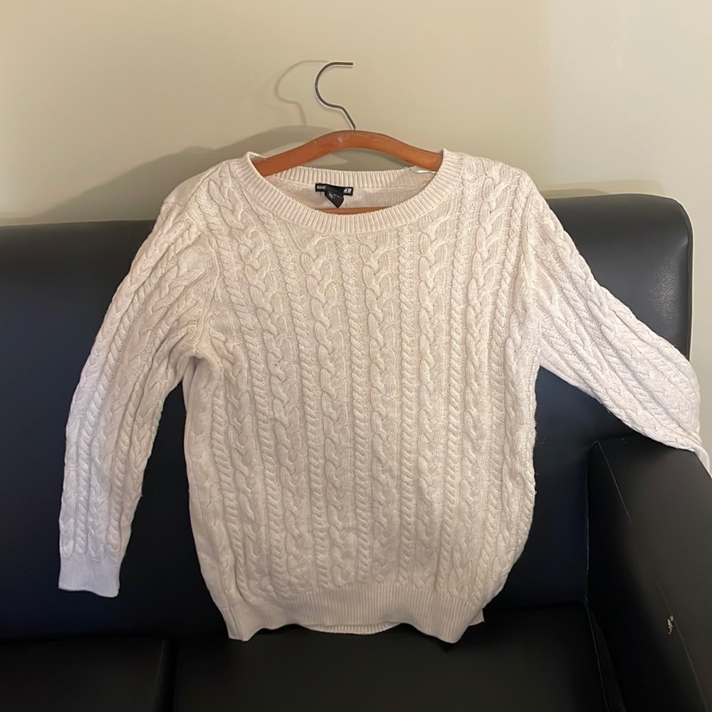 HM Basic White sweater